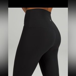 Lululemon ribbed aligns, black size 10